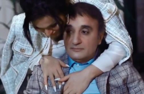 Rəqsanə həyat yoldaşı ilə yataq videosunu yaydı - Şok