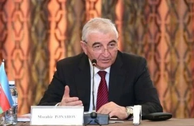 Məzahir Pənahov namizədi zaldan qovdu - MSK-da insident