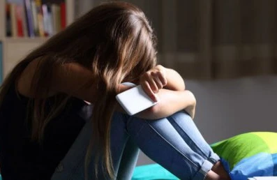 Müalicə adı ilə yeniyetmə qızlara təcavüz edən psixoloq tutuldu