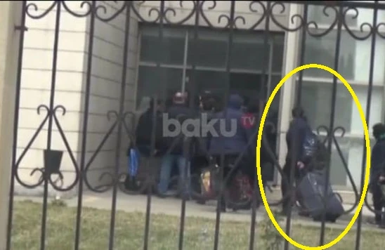 Görüntü Azərbaycanda çəkilib: Koronovirus şübhəli şəxslər xəstəxanaya belə aparıldı