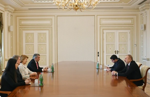 Prezident İlham Əliyev Britaniya Baş Nazirinin ticarət elçisini qəbul etdi