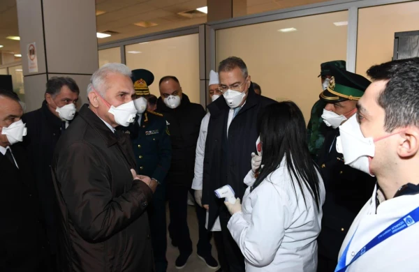 “MASKALI MƏMURLAR” NƏYİ GÖZLƏYİRLƏRMİŞ? - Vəzifəli şəxslərin İranla sərhədə “tələsik” səfərinin pərdəarxası