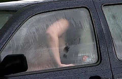 Bakıda evli qadınla intim əlaqədə olan taksi sürücüsü öldürüldü (18+ VİDEO)