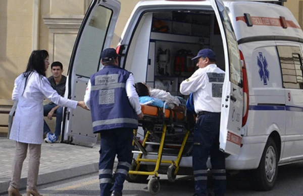 Özünüzdə koronavirus əlamətləri hiss etdikdə, hara zəng etməli ? 