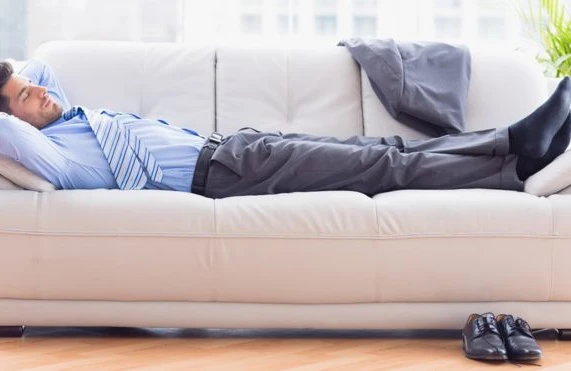 Günorta yuxusunun 5 MÜHÜM FAYDASI