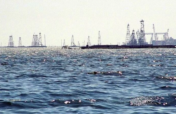 İran gəmilərinin limanlara girişinə məhdudiyyət qoyuldu