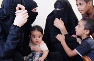 İraq həbsxanasında qalan 82 azərbaycanlı uşaq Bakıya göndərildi