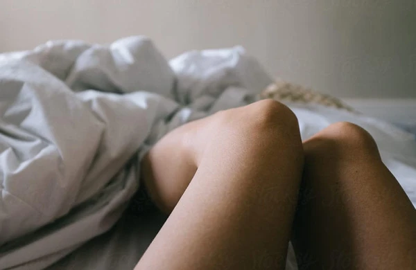 Qadın ehtiraslananda tər qoxusu da dəyişirmiş - ARAŞDIRMA