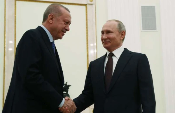 İdlib müzakirələrində Putinin üz ifadəsi gündəm oldu - FOTO