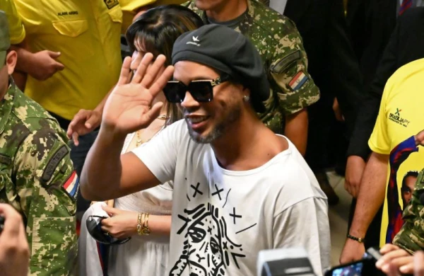 Ronaldinyo həbsdən azadlığa buraxıldı