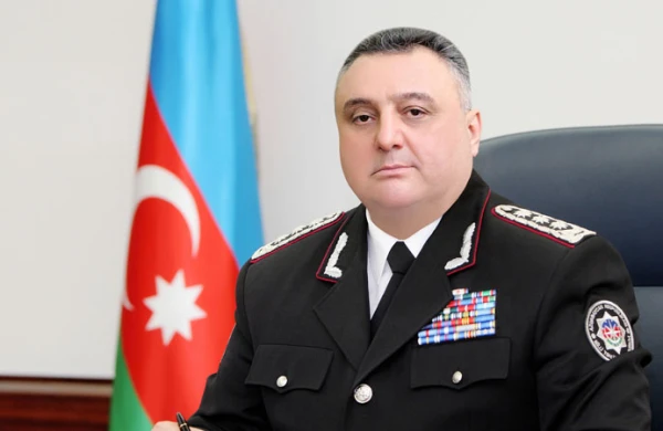 “Bloomberg”: Eldar Mahmudovun gəlini milyarderlər küçəsində yaşayır