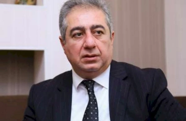 Qubad İbadoğlu: “Son vaxtlar bizi eşitməyə başlayıblar”