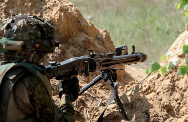 Ermənilər Qazaxda yaşayış evləri və avtomobilləri atəşə tutdu