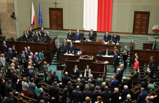 15 nazir karantinə yerləşdirildi - Koronavirusa görə