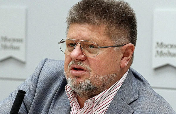 Baş narkoloq koronavirusla mübarizə haqqında - Spirtli içki heç nəyə kömək etməyəcək!