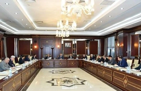 Azərbaycanda bu deputatlar maaşlarının bir hissəsini koronavirusla mübarizəyə köçürəcək — SİYAHI