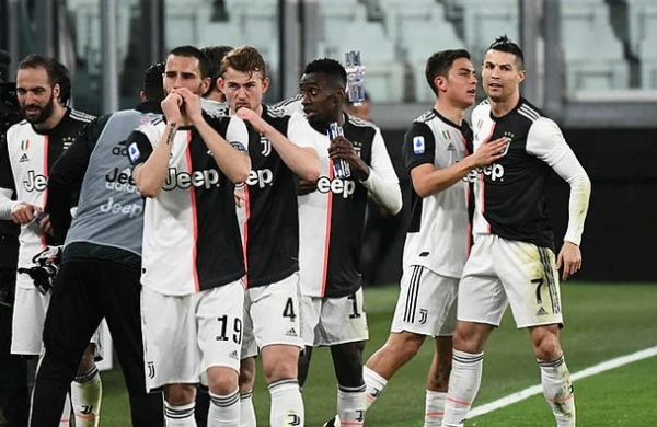 "Yuventus"un ulduzu koronavirusa yoluxdu - RƏSMİ