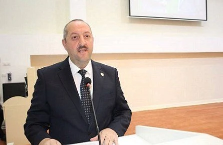 İcra başçısı karantin xəstəxanasına gəldi – Nömrəsini gənc qıza verib"mənə zəng et" dedi - FOTO