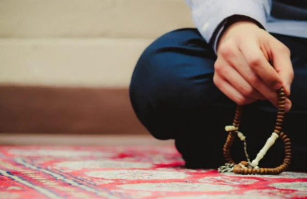 İnsan bu 5 xüsusiyyətə malik olsa, şeytanın onunla işi olmaz