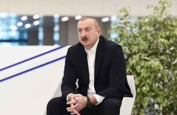 Dövlət başçısı: “Yaşı 65-dən yuxarı insanlar evdə oturmalıdırlar. Vəssalam, birmənalı şəkildə!”