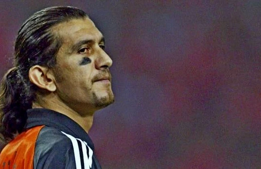 Türkiyəli məşhur keçmiş futbolçu koronavirusa yoluxdu