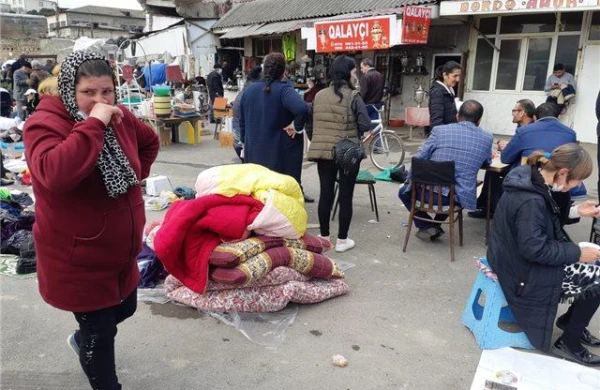 Bakıda antisanitar vəziyyətdə fəaliyyət göstərən bazara polis müdaxiləsi - VİDEO - FOTO