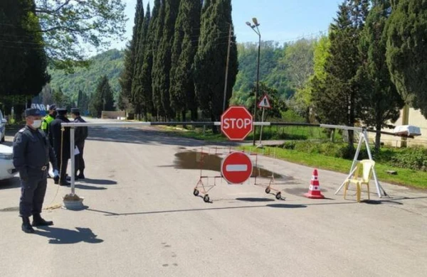 Karantini pozan şəxsdən narkotik çıxdı - FOTO