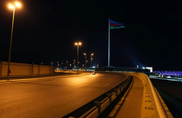 Bakı-Sumqayıt yolunda biabırçılıq: Şamlıqda intim əlaqədə oldular -Tutulanlar var