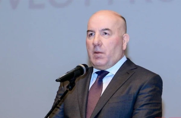 Prezident Elmar Rüstəmovla bağlı SƏRƏNCAM İMZALADI