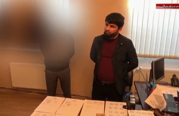 "Bandotdel" əməliyyat keçirdi: Vəzifəli şəxs ofisində tutuldu +ƏMƏLİYYATDAN VİDEO