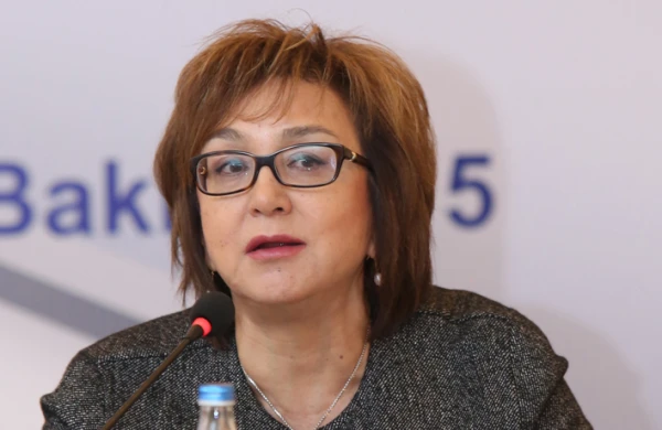 Məleykə Abbaszadəyə etiraz: İmtahana koronavirusdan sual salınmamalıdır
