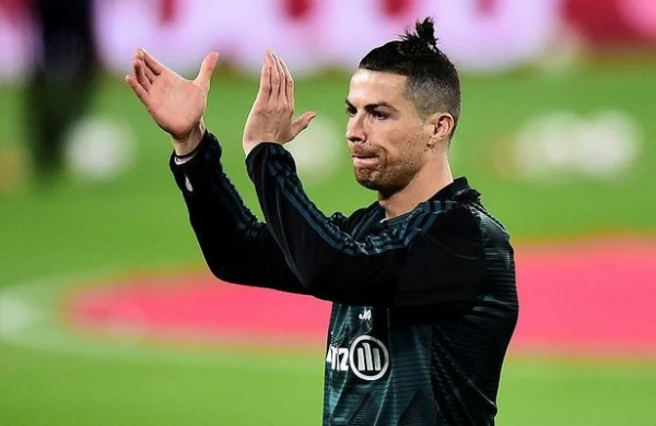 Son dəqiqə: Ronaldo "Yuventus"la bağlı qərarını verdi