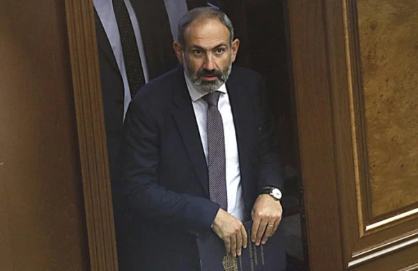 İrəvan kulislərində “səlib yürüşü” başladı: Paşinyanın masasındakı GİZLİ SİYAHI