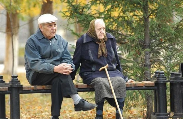 SON DƏQİQƏ! 65 yaşdan  yuxarı şəxslərlə  bağlı qərar  verildi