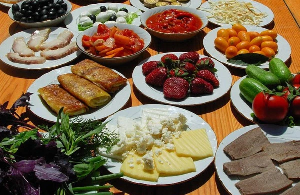 Ramazan ayında yemək və içməkləri tənzimləmək üçün 5 məsləhət