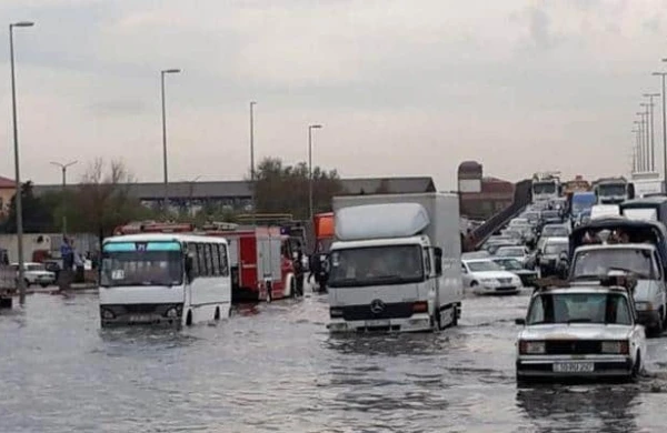 Bakını SU BASDI