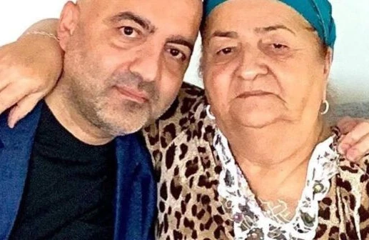 Mübariz Mənsimov həbsxanadan anasına çiçək göndərdi- FOTO
