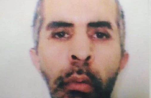 Polis bu şəxsi axtarır  - FOTOYA  DİQQƏT!