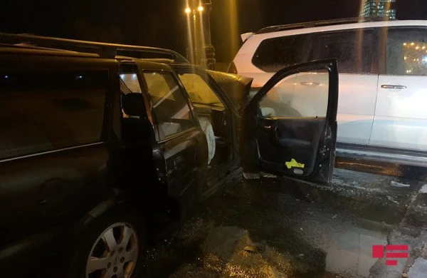 Bakıda  dəhşət: Maşın sürücü qarışıq yandı +FOTOLAR