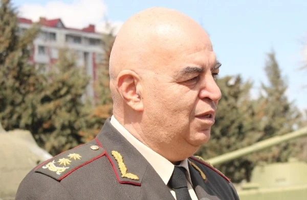 Generaldan sensasiyalı açıqlama: “Xarici kəşfiyyatdan pul alırlar”
