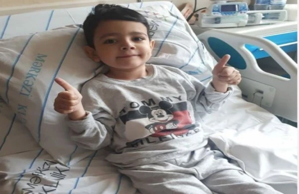 Bakıda 7 ildir yediyini qaytaran uşaq əməliyyat olundu