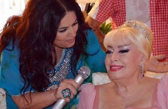 "İlhamə Quliyeva "alaq otları"nı bahalı hədiyyələrə görə səhnəyə çıxardı"