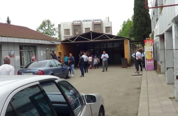İrandan gələn iş adamı gömrükdə “ilişdi” — Astara xəstəxanasında əməliyyat olundu (ÖZƏL)