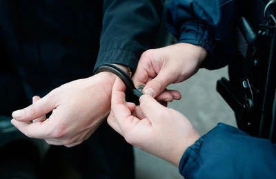 Bakıda ŞOK: Ata oğlunu dilənçilik etmədiyi üçün bıçaqladı