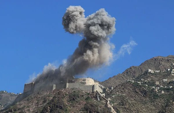 SON DƏQİQƏ: Hərbi düşərgə vuruldu - Ölü və yaralılar var