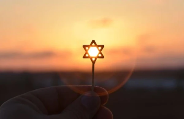 Kasıb necə VARLANA BİLƏR? - Hər kəsi zəngin edəcək YƏHUDİ ÜSULLARI (VİDEO)