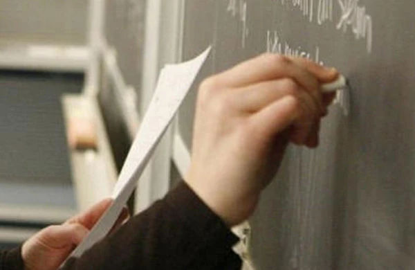 İş yerini dəyişmək istəyən müəllimlər BU VACİB AMİLLƏRİ nəzərə alsınlar - Nazirlik müəllimlərə müraciət etdi