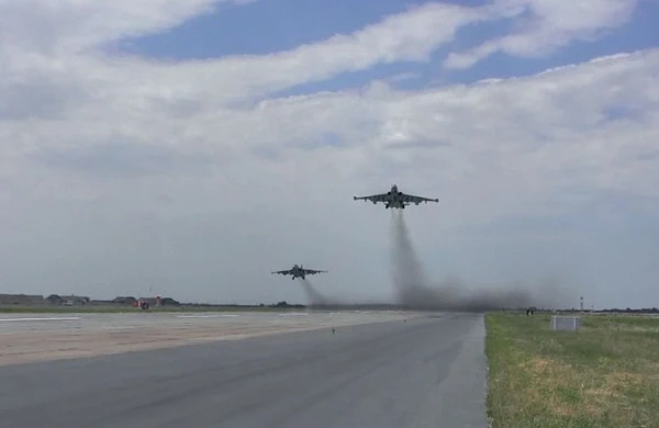 Azərbaycan  döyüş  təyyarələrin  havaya  qaldırdı - Qrup hədəfləri məhv edilib