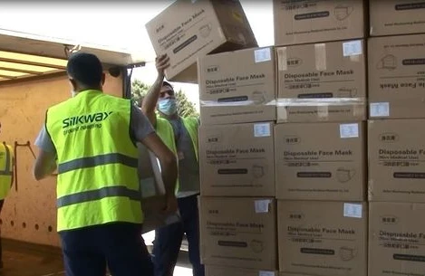 İsveçrəli iş adamı Sumqayıt şəhərinə bir milyon tibbi maska göndərdi