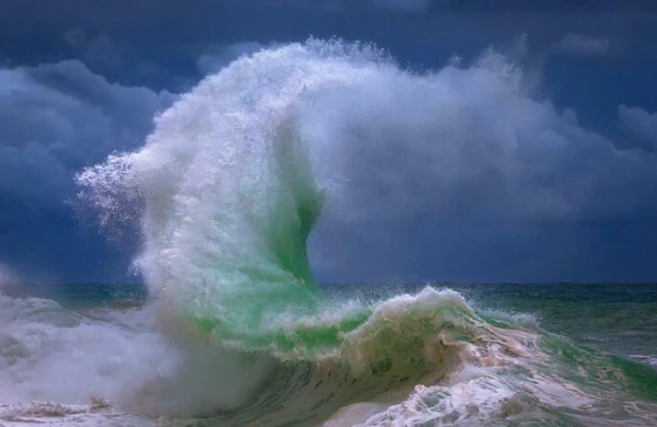 Küləyin sürəti gücləndi, dalğanın hündürlüyü 3,2 metrə çatdı - FAKTİKİ HAVA